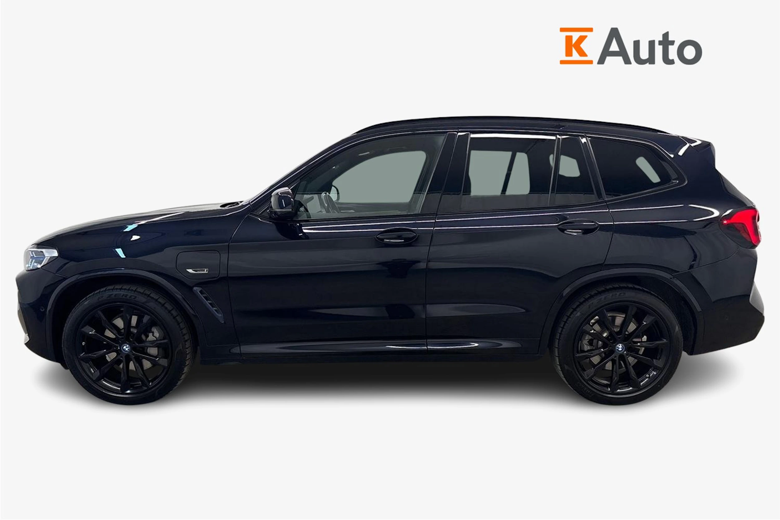 met. musta BMW X3 2022 kuva 7.
