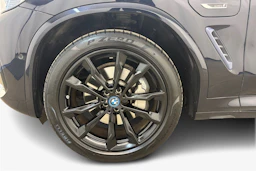 met. musta BMW X3 2022 kuva 12.