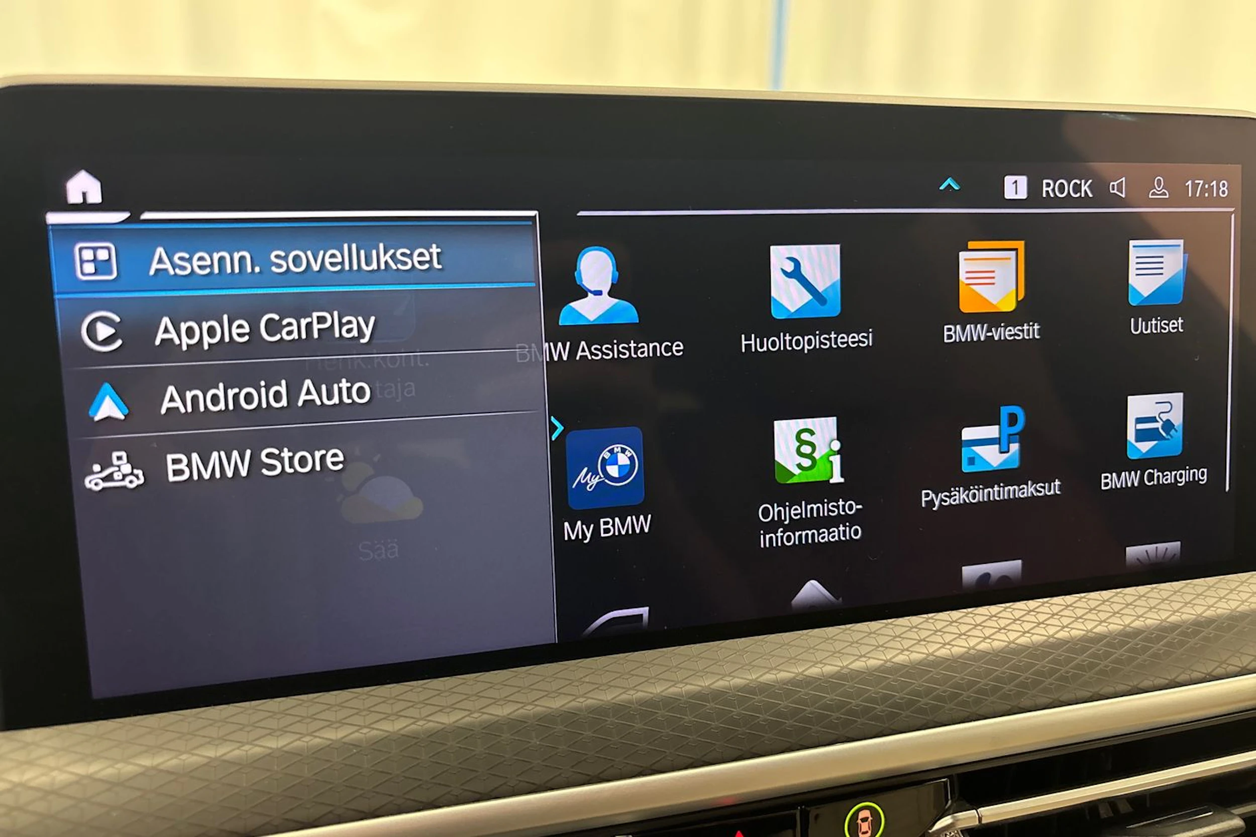 met. musta BMW X3 2022 kuva 35.