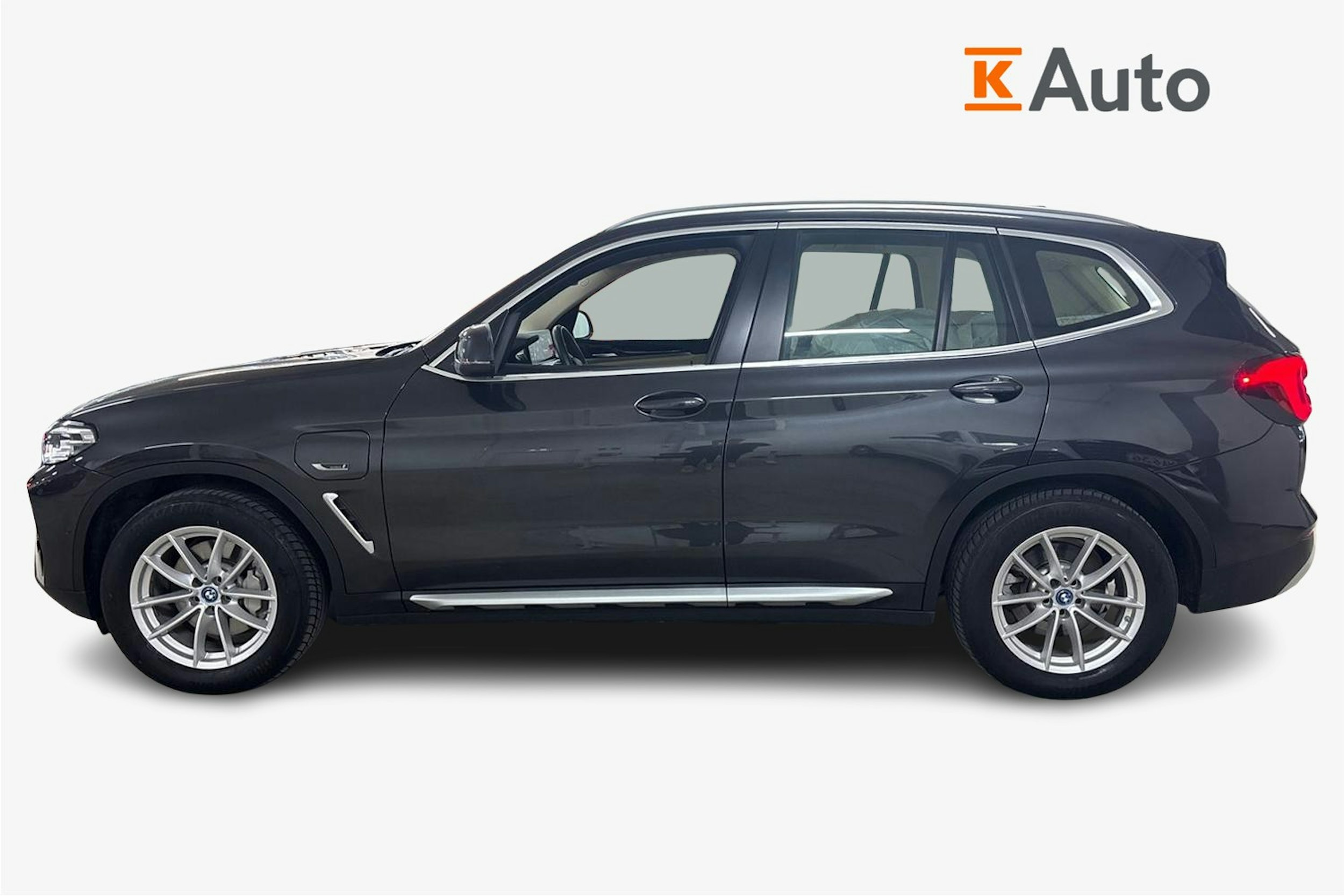 Harmaa BMW X3 2022 kuva 6.