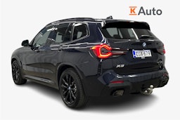 musta BMW X3 2022 kuva 2.