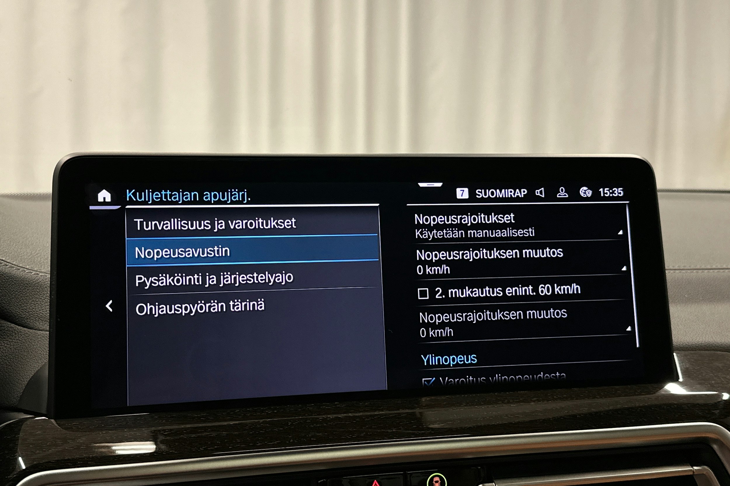 musta BMW X3 2022 kuva 21.