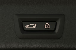 musta BMW X3 2022 kuva 33.