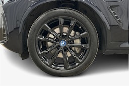 musta BMW X3 2022 kuva 36.