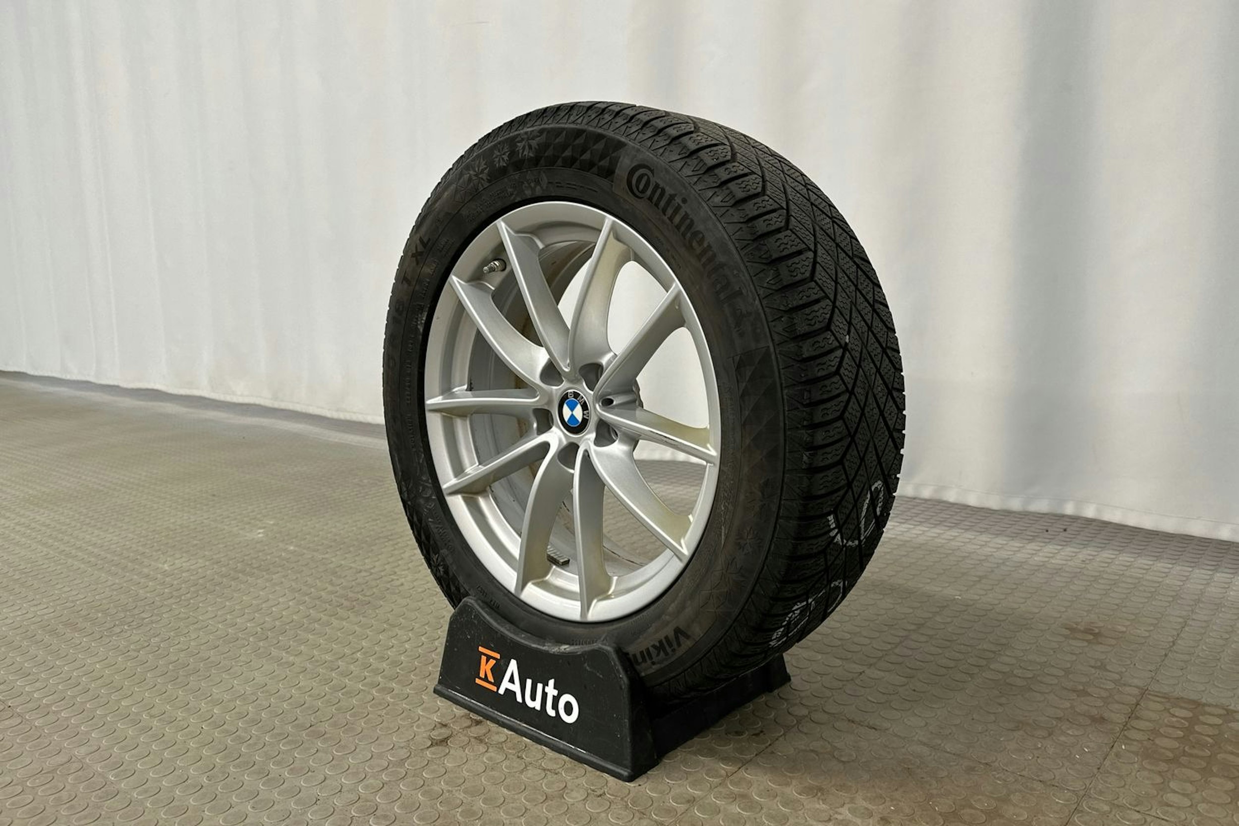 harmaa BMW X3 2022 kuva 10.