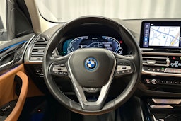 harmaa BMW X3 2022 kuva 12.