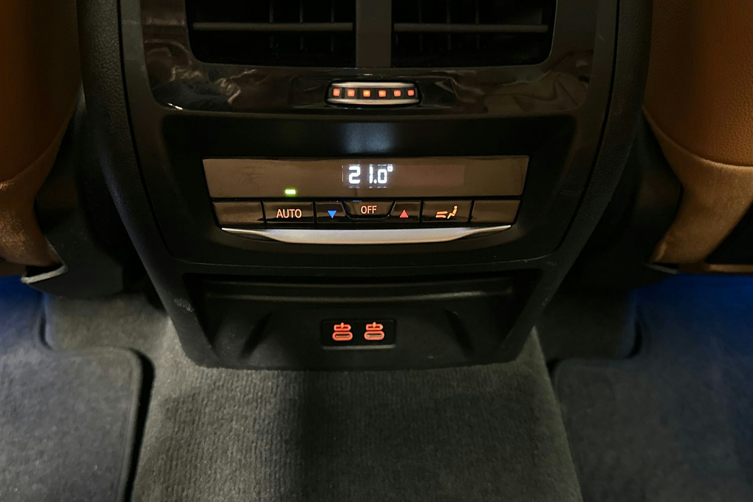 harmaa BMW X3 2022 kuva 15.