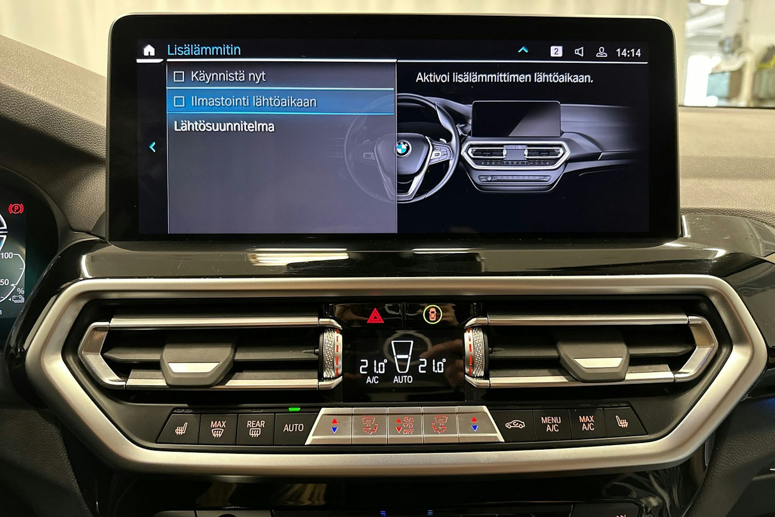 harmaa BMW X3 2022 kuva 22.