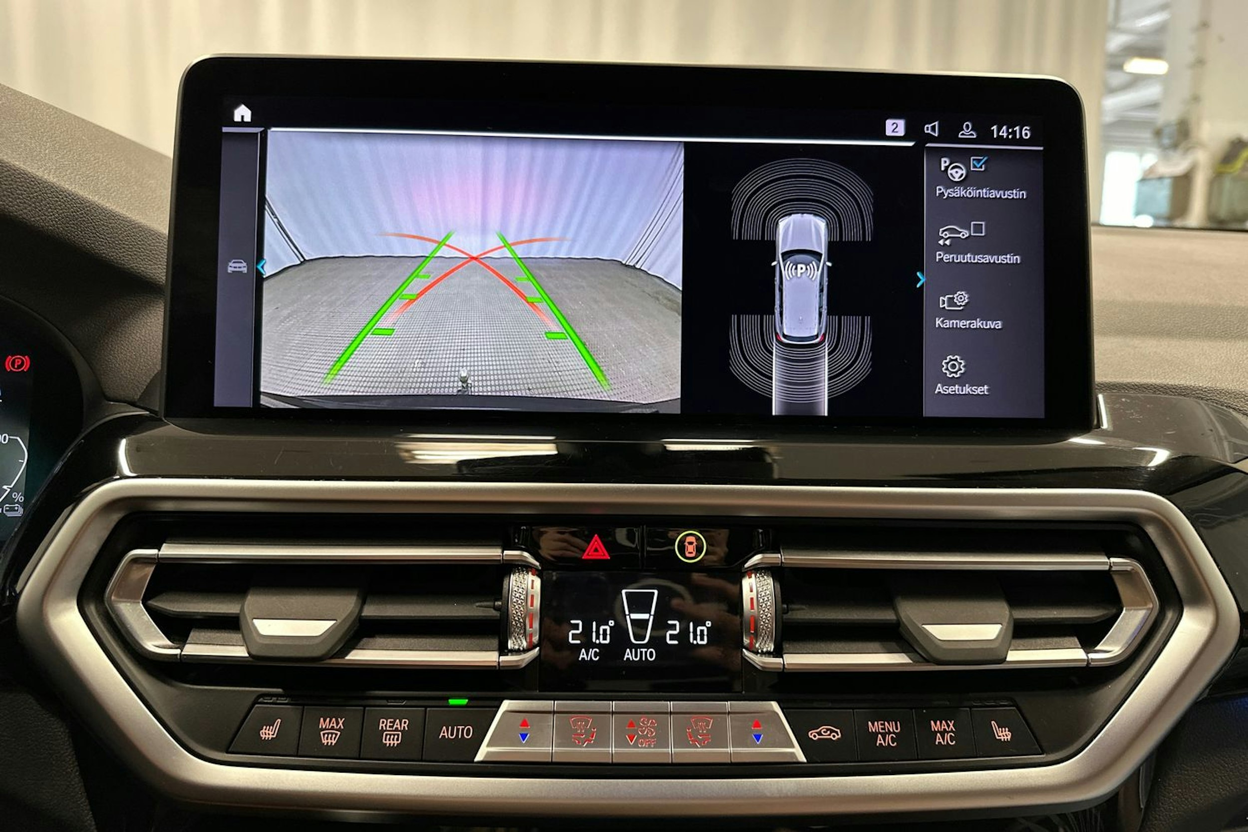 harmaa BMW X3 2022 kuva 25.