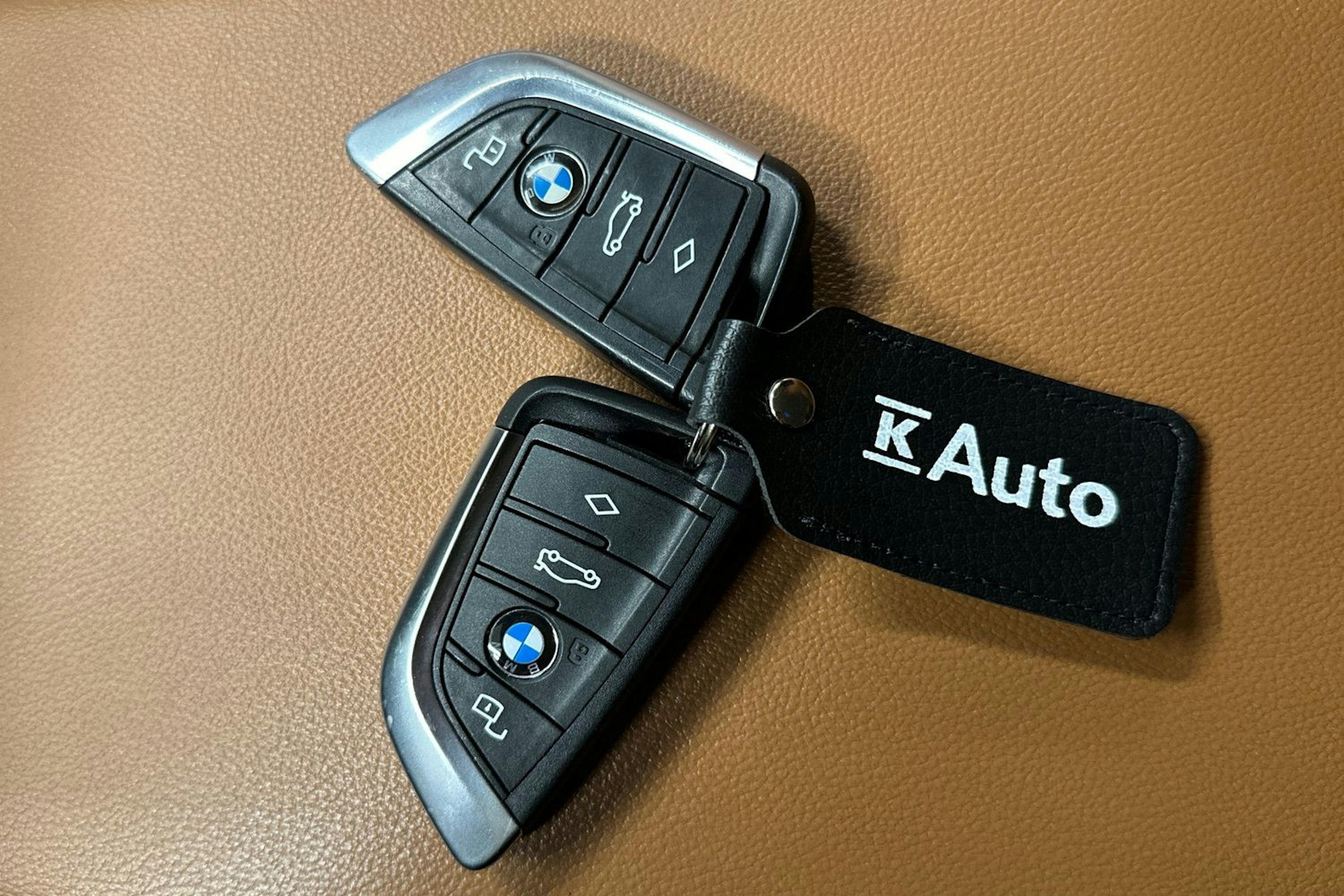 harmaa BMW X3 2022 kuva 28.