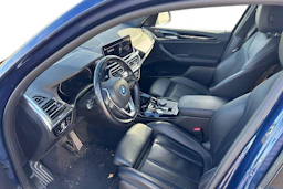 Sininen BMW X3 2022 kuva 3.