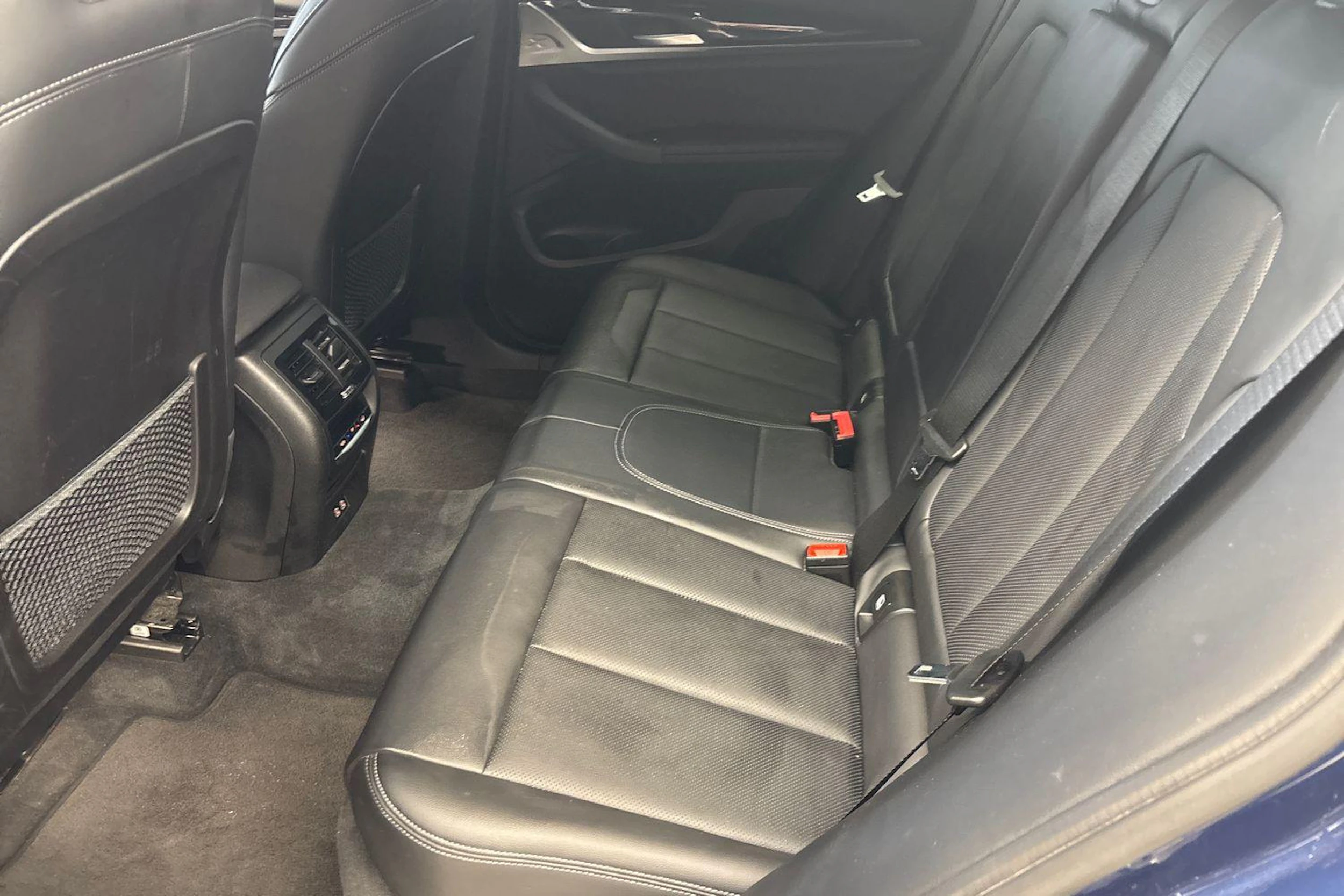 Sininen BMW X3 2022 kuva 8.