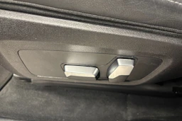 Sininen BMW X3 2022 kuva 18.