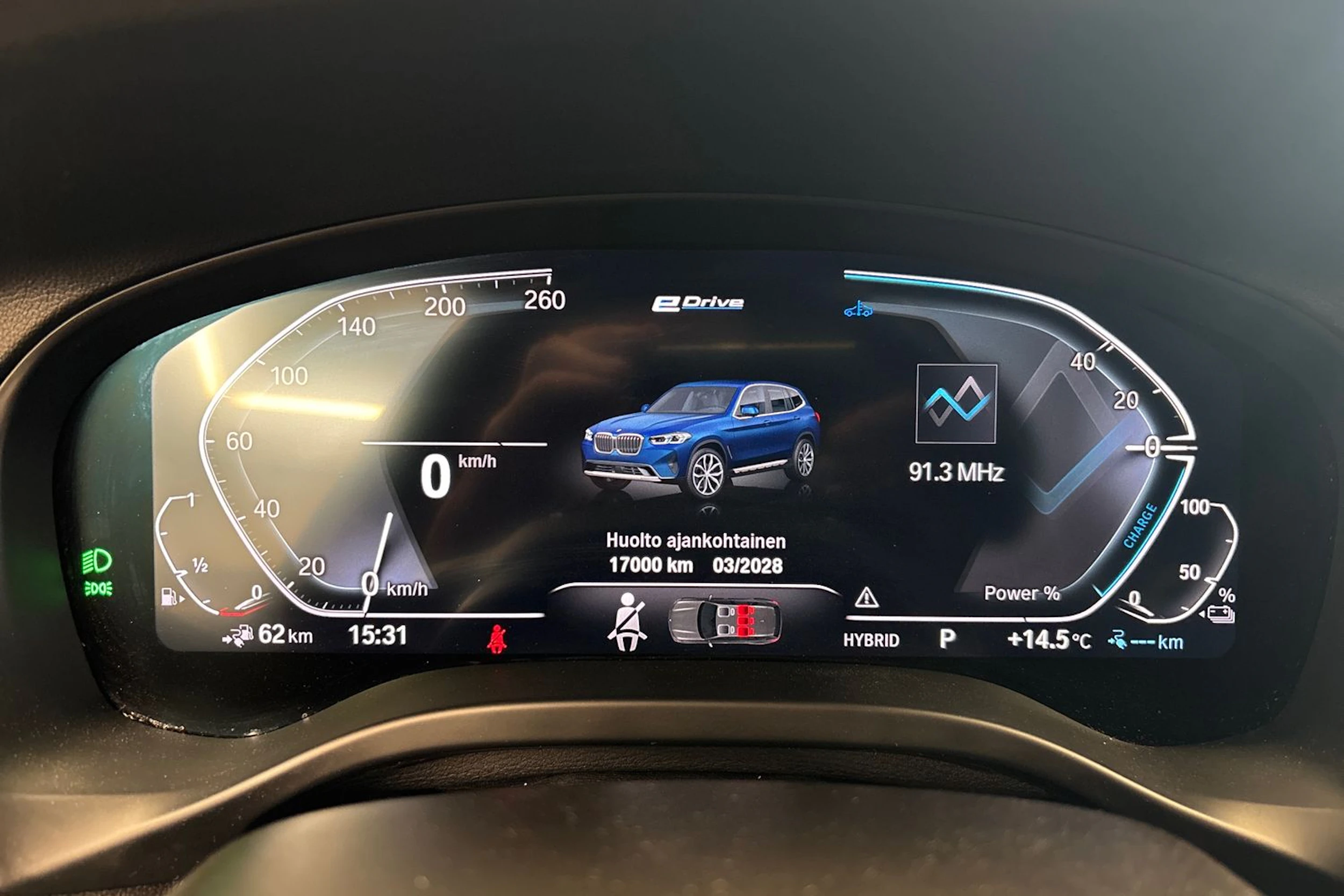 Sininen BMW X3 2022 kuva 22.