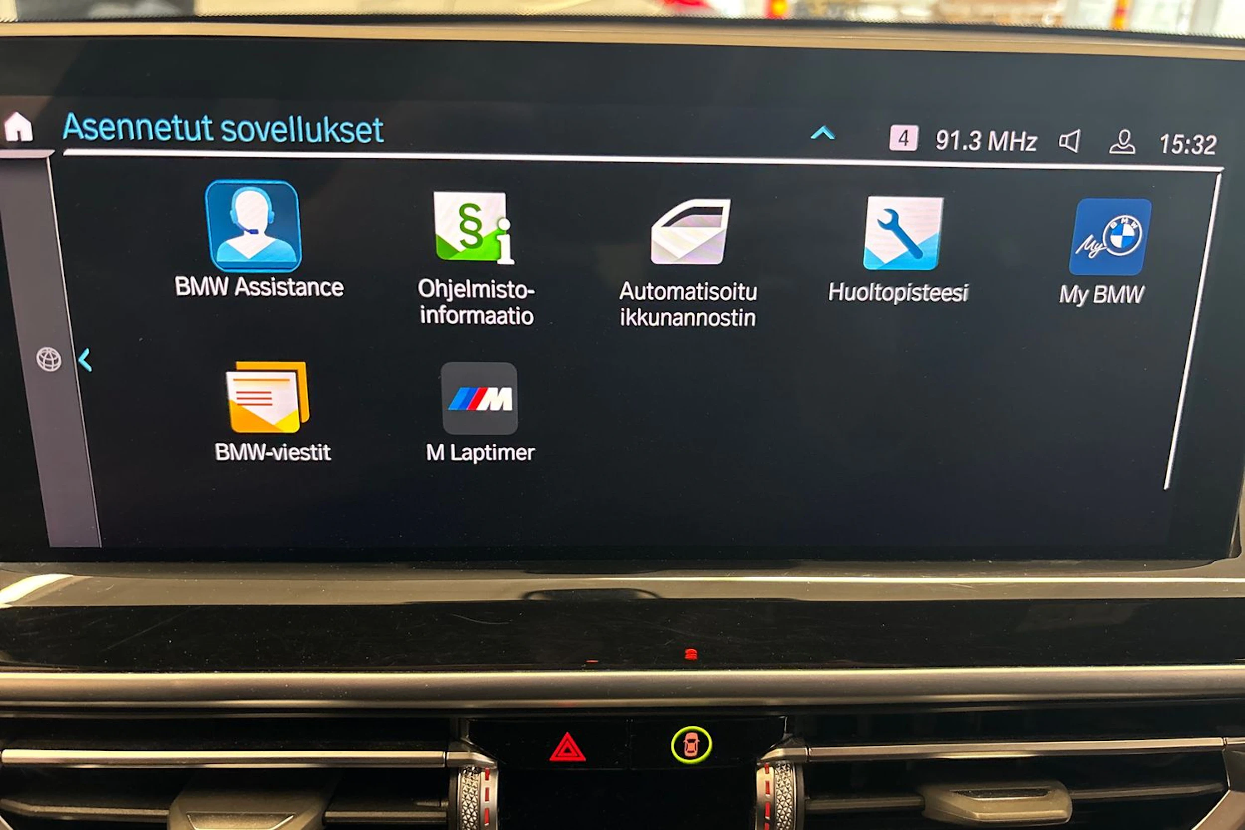 Sininen BMW X3 2022 kuva 26.