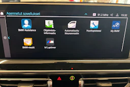 Sininen BMW X3 2022 kuva 26.