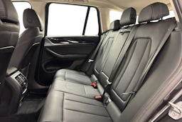 harmaa BMW X3 2022 kuva 11.