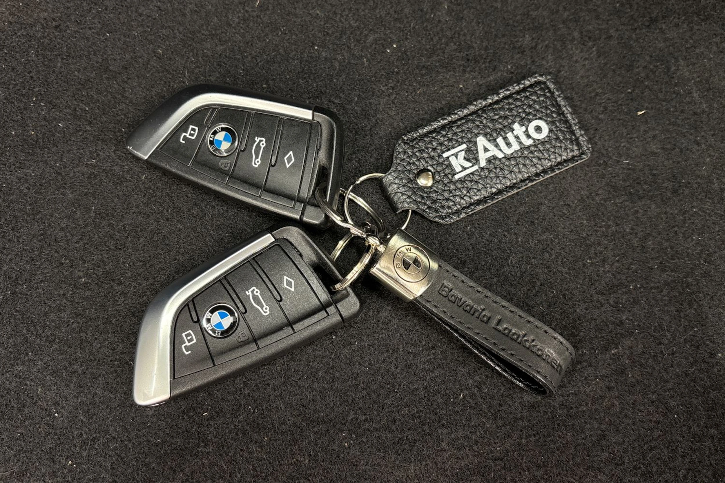 harmaa BMW X3 2022 kuva 28.