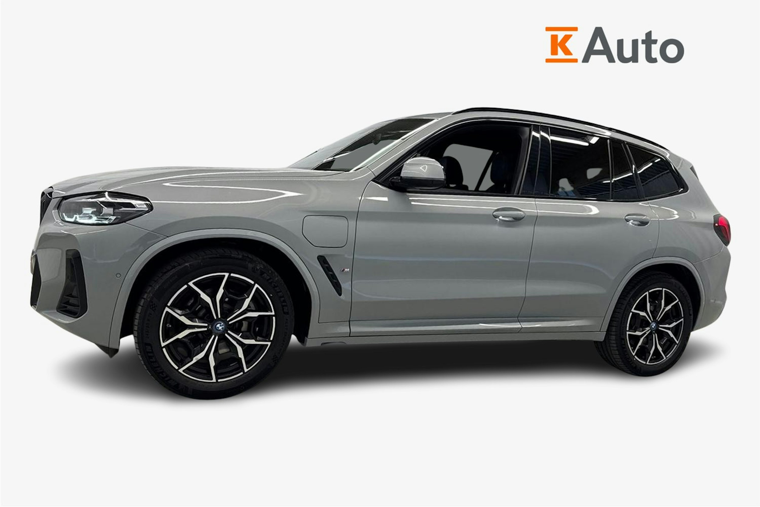 harmaa BMW X3 2023 kuva 5.