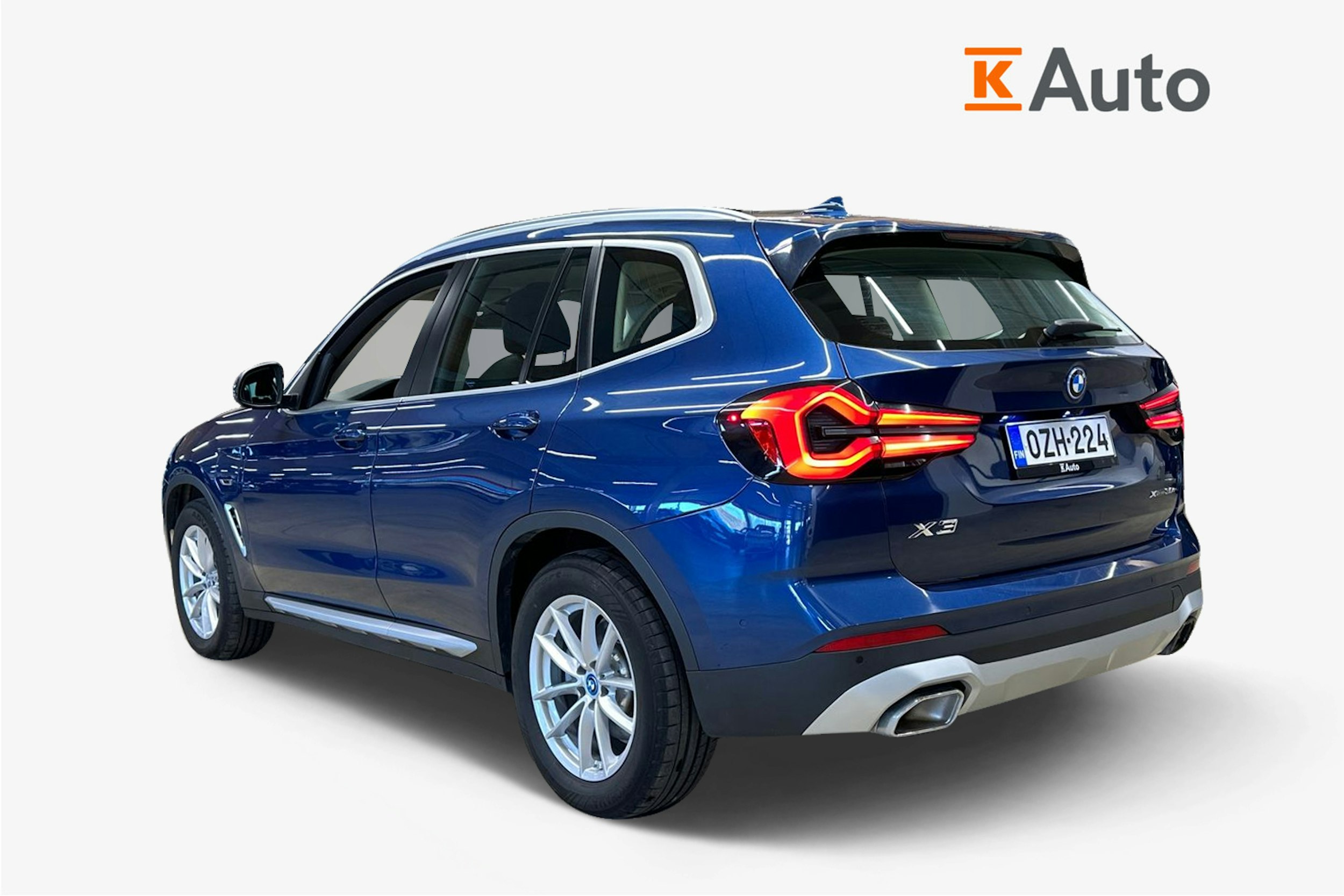 sininen BMW X3 2022 kuva 2.