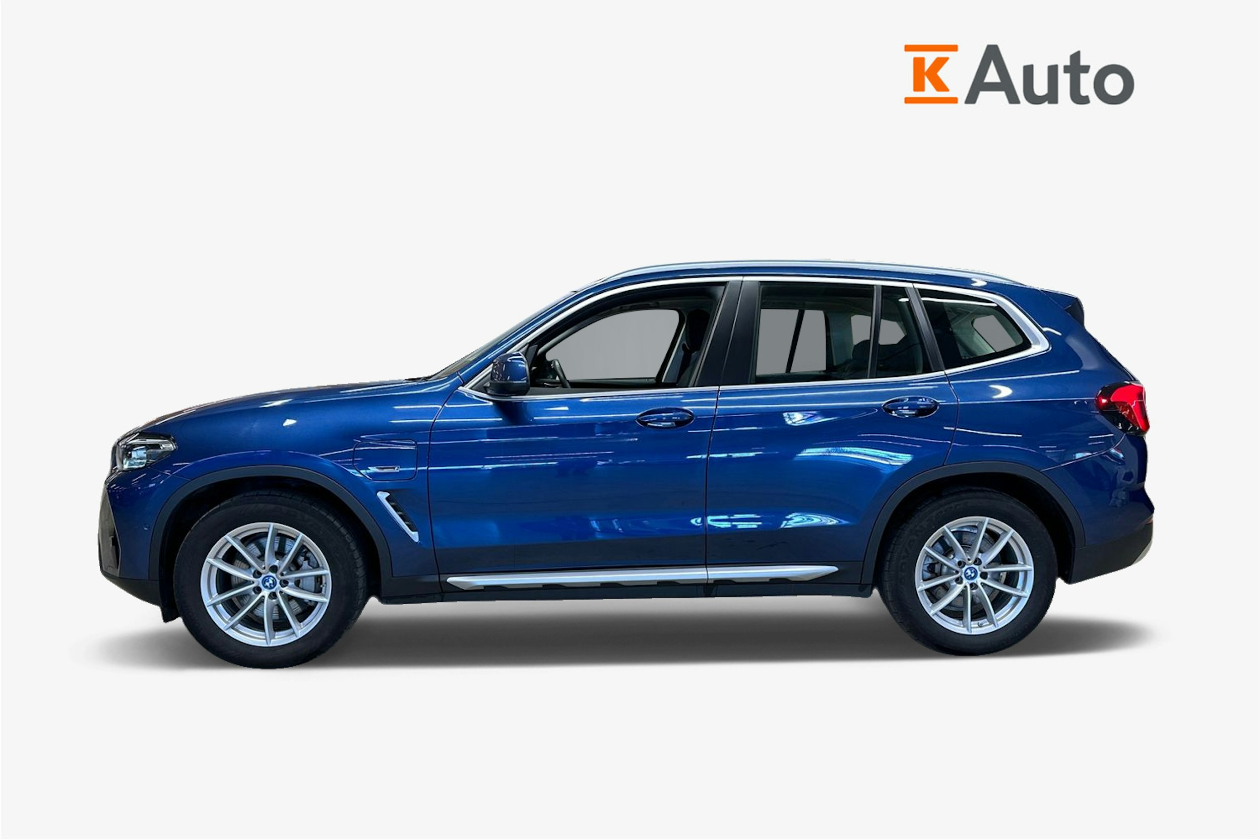 sininen BMW X3 2022 kuva 5.