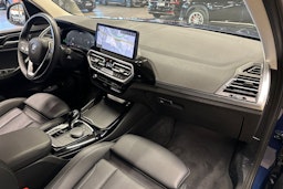 sininen BMW X3 2022 kuva 9.
