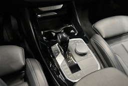 sininen BMW X3 2022 kuva 19.