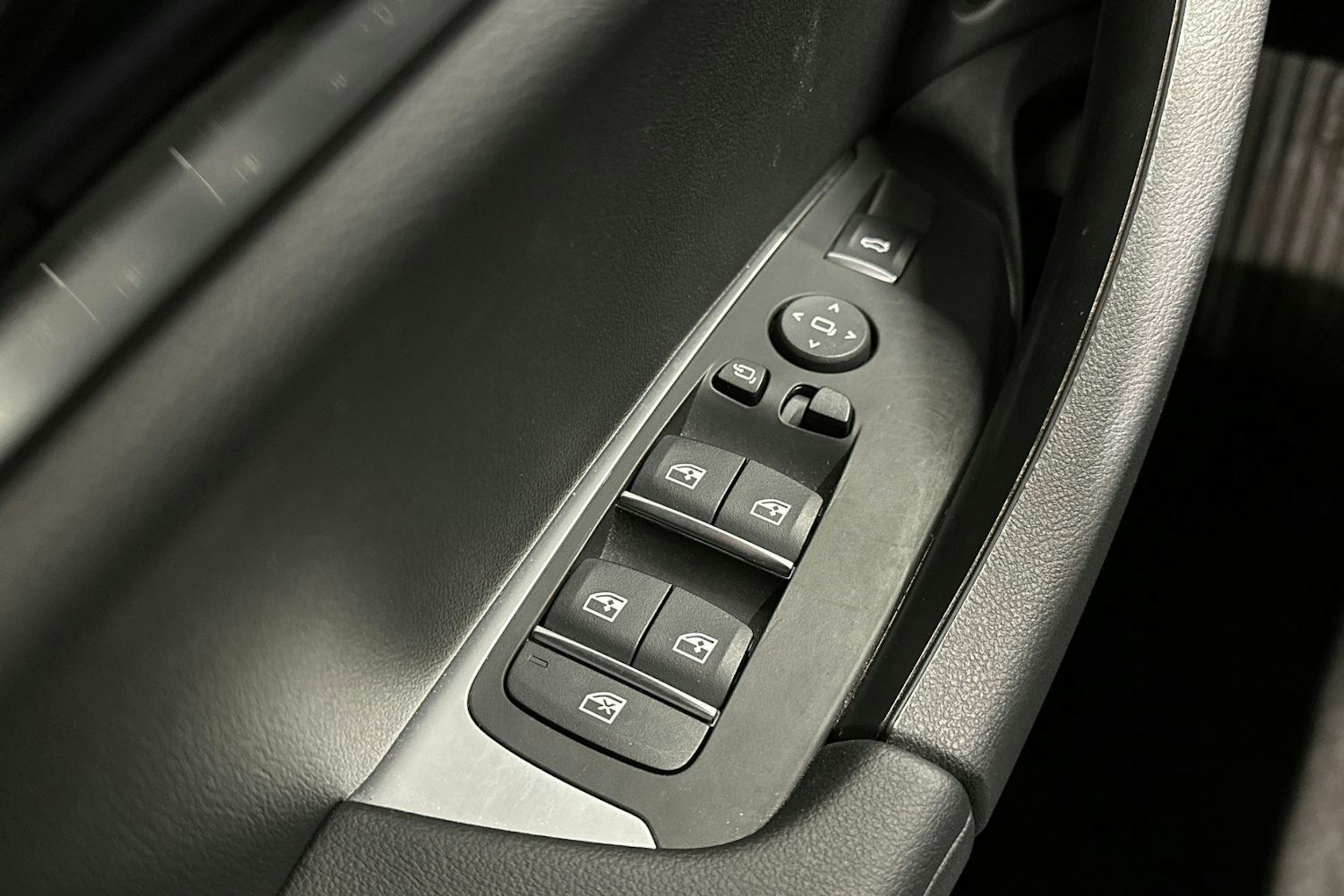 sininen BMW X3 2022 kuva 24.