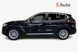 musta BMW X3 2022 kuva 6.