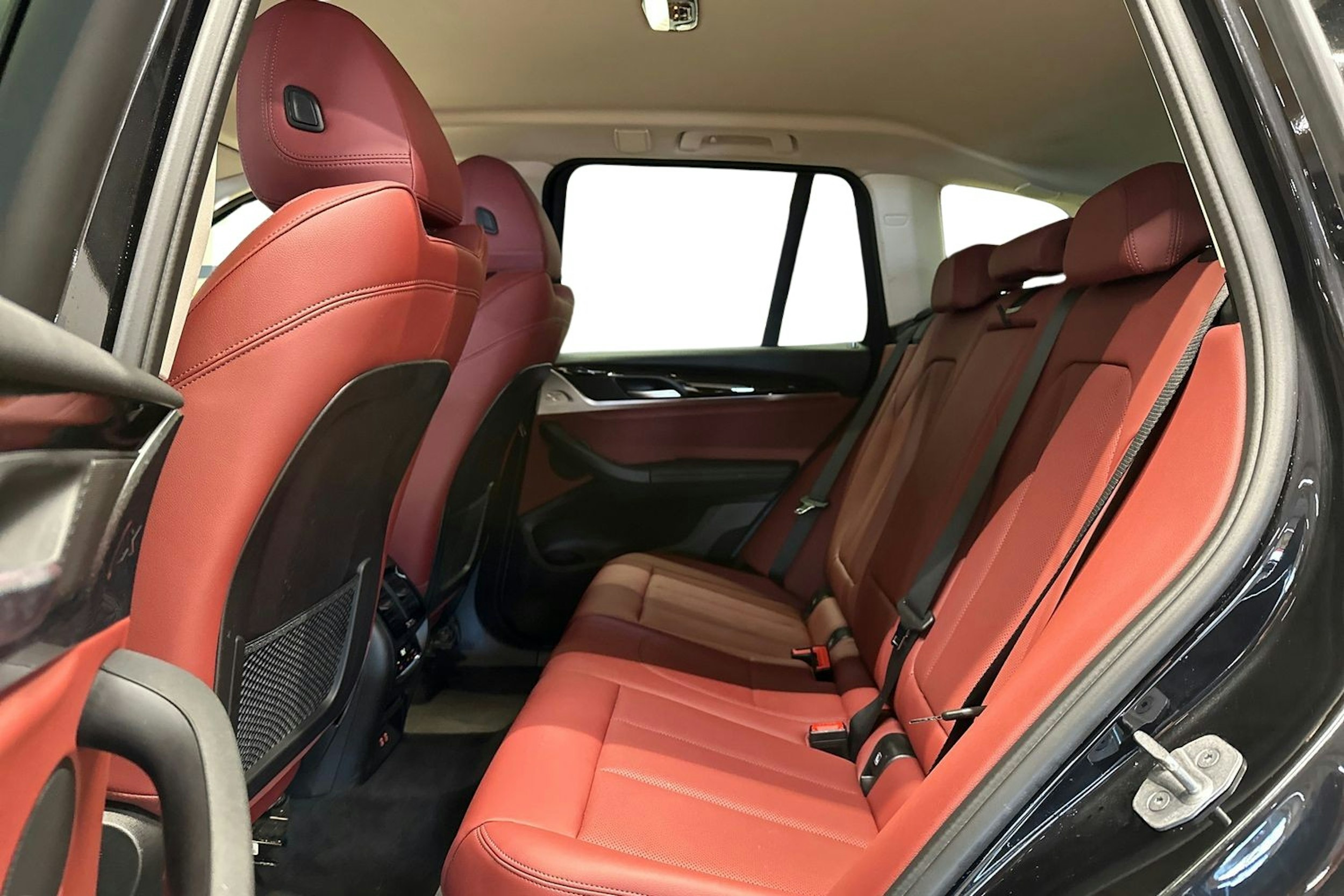 musta BMW X3 2022 kuva 10.