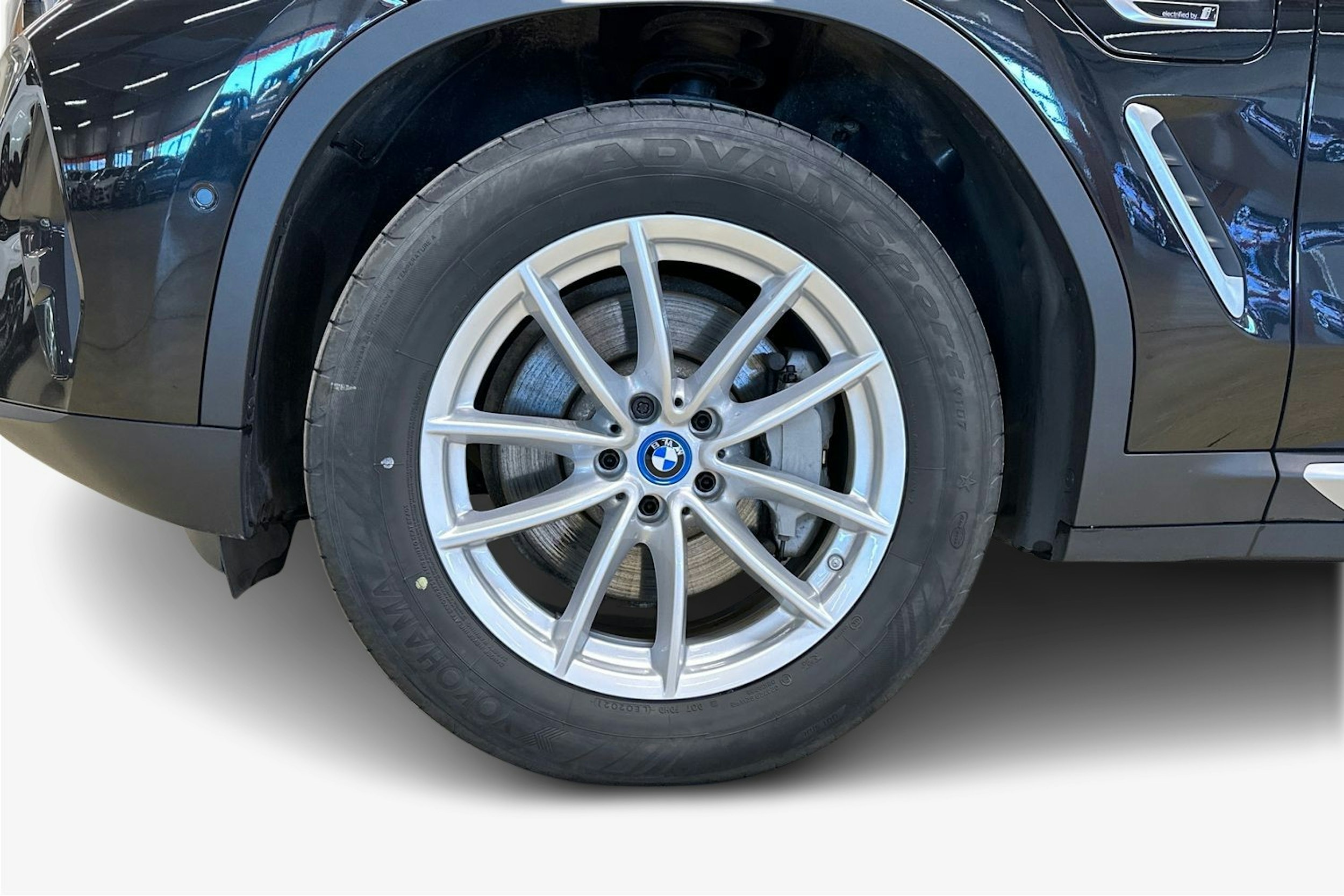 musta BMW X3 2022 kuva 16.