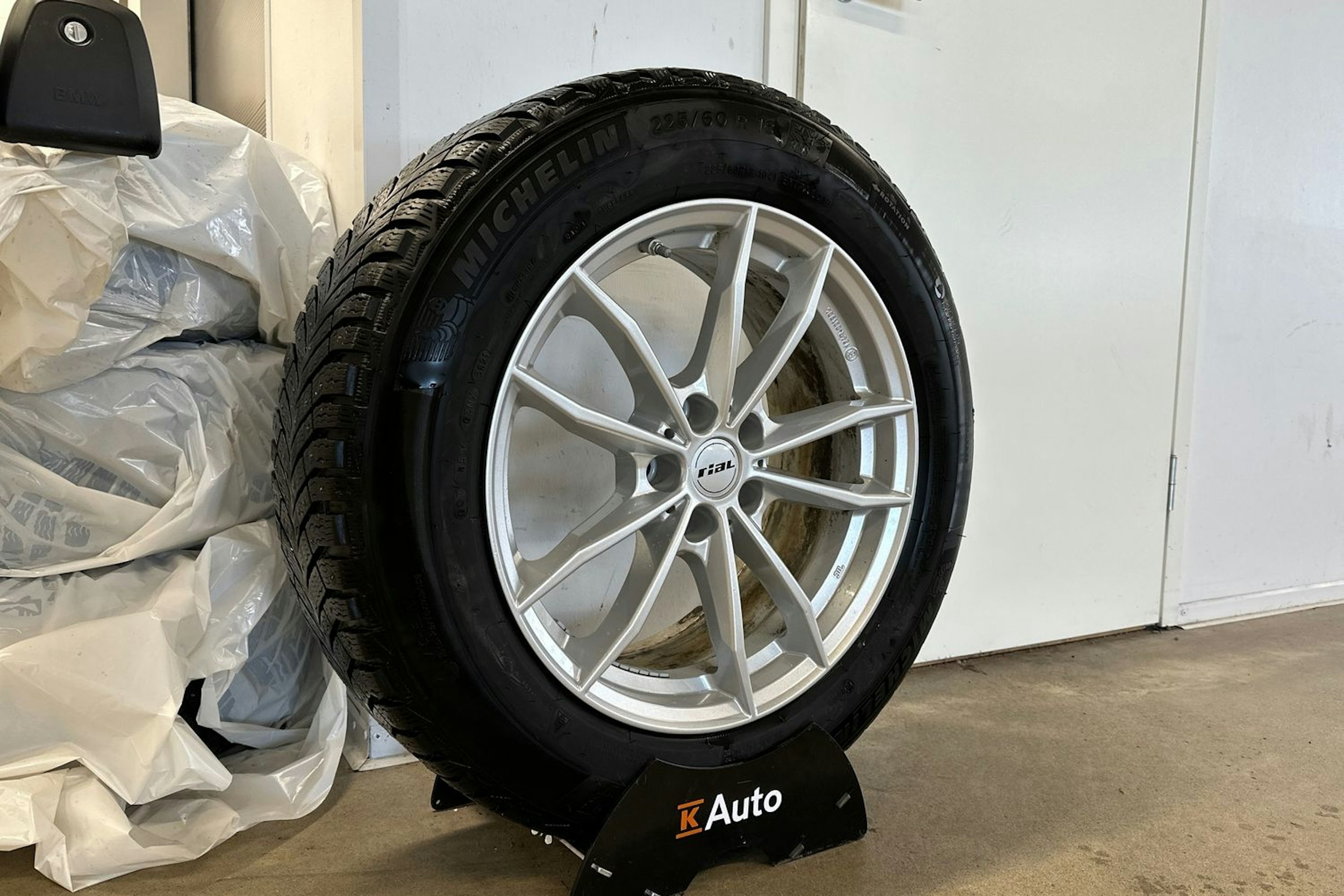 musta BMW X3 2022 kuva 17.