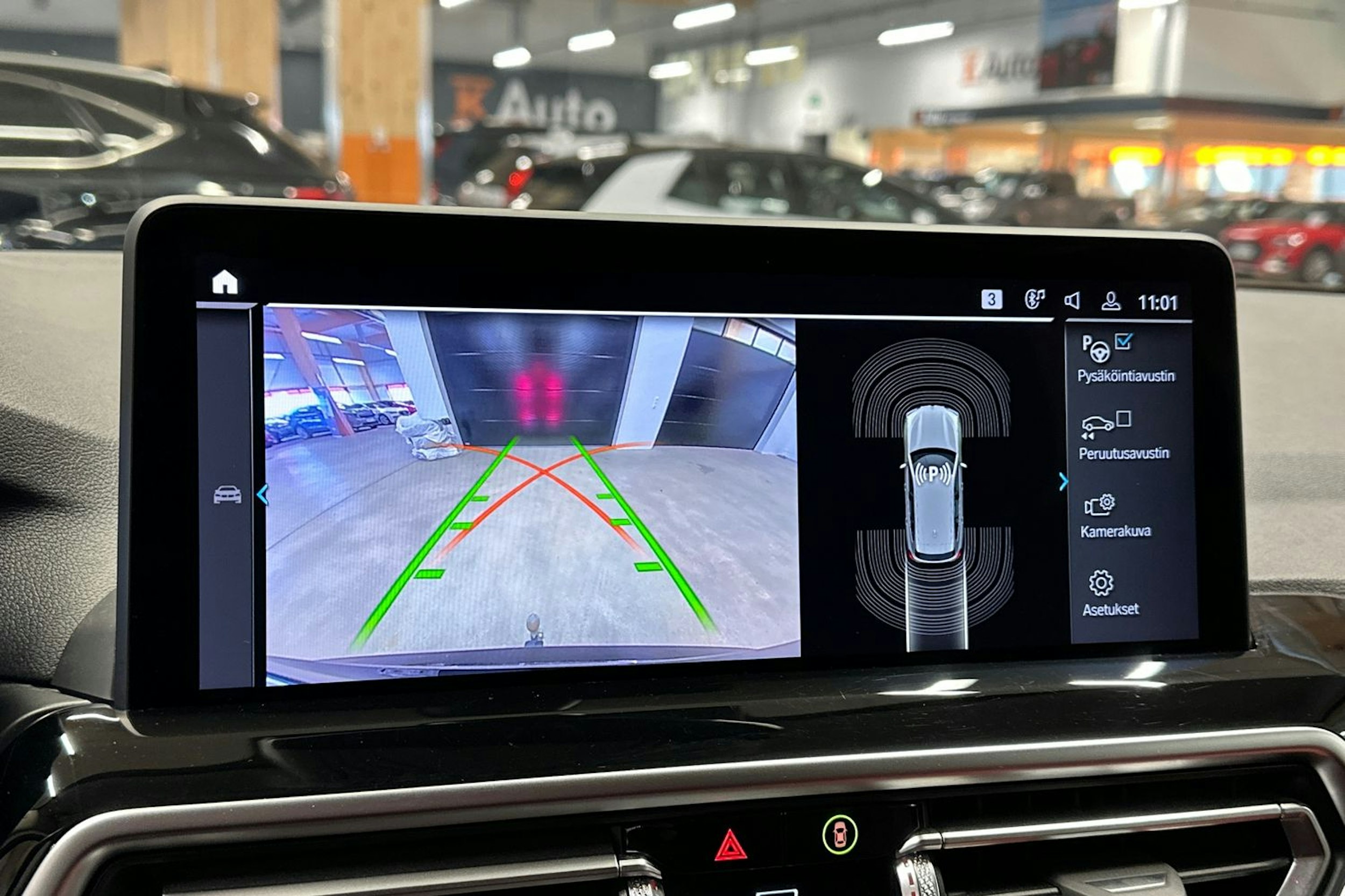 musta BMW X3 2022 kuva 18.