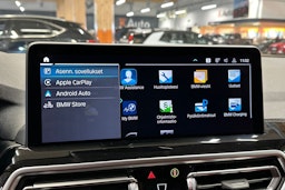 musta BMW X3 2022 kuva 20.