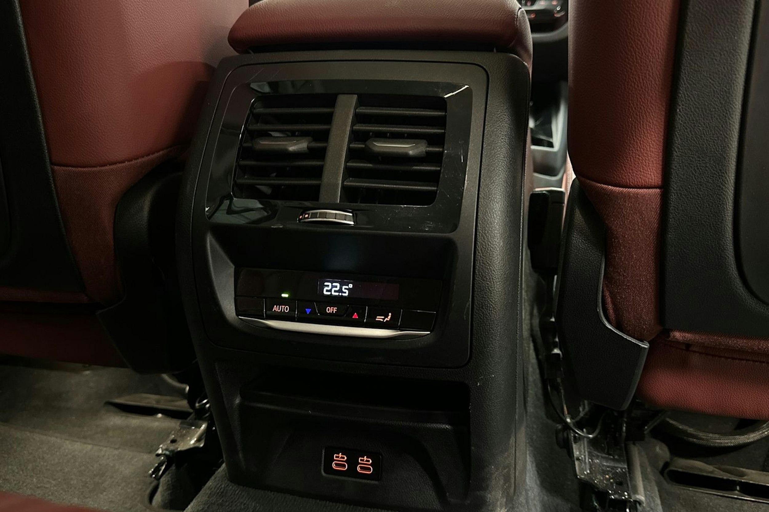 musta BMW X3 2022 kuva 29.