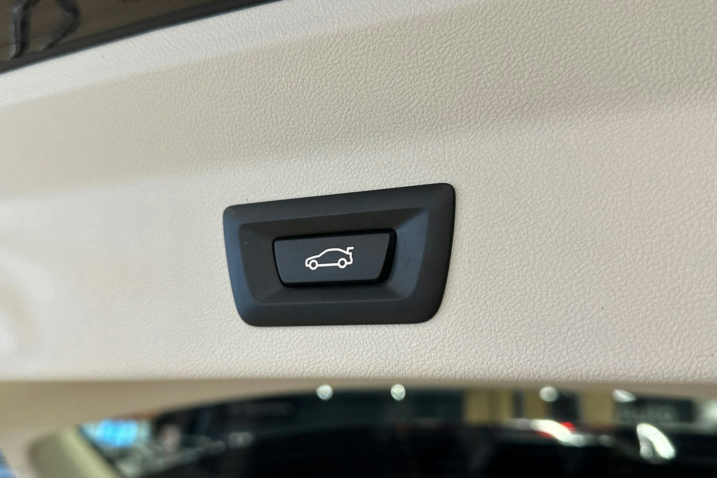 musta BMW X3 2022 kuva 32.