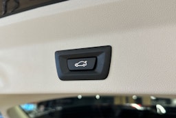 musta BMW X3 2022 kuva 32.