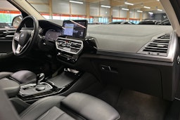 harmaa BMW X3 2022 kuva 12.