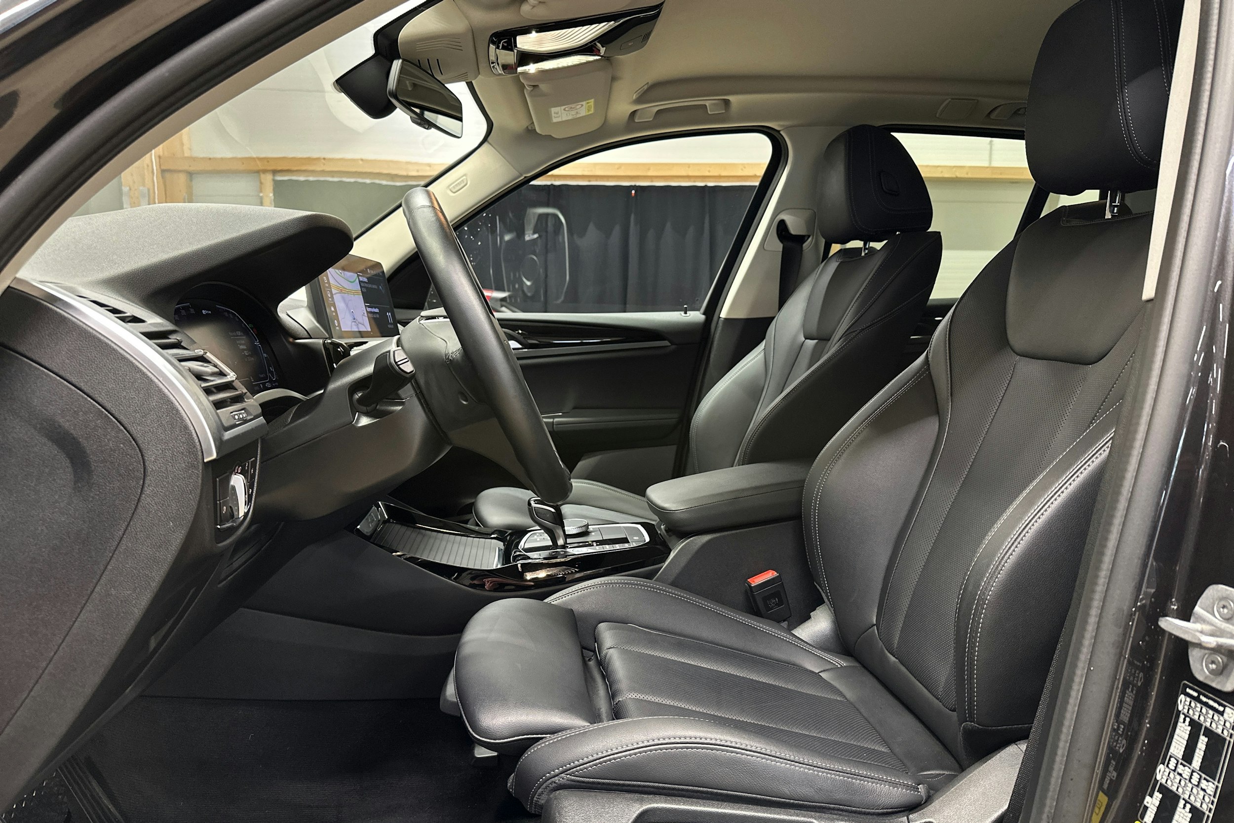 harmaa BMW X3 2022 kuva 15.