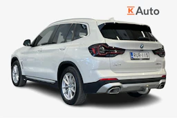 Valkoinen BMW X3 2022 kuva 2.
