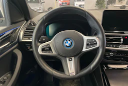 Valkoinen BMW X3 2022 kuva 12.