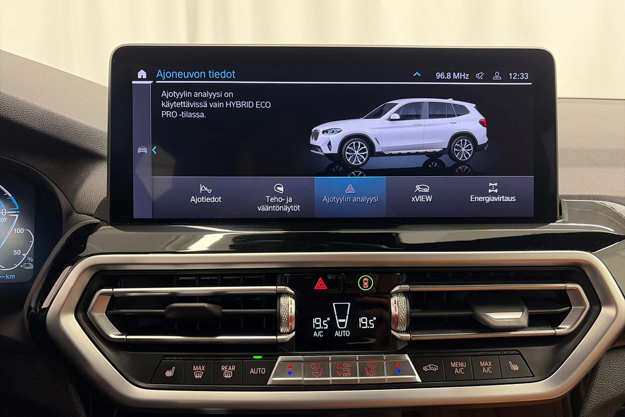 met. valkoinen BMW X3 2022 kuva 23.
