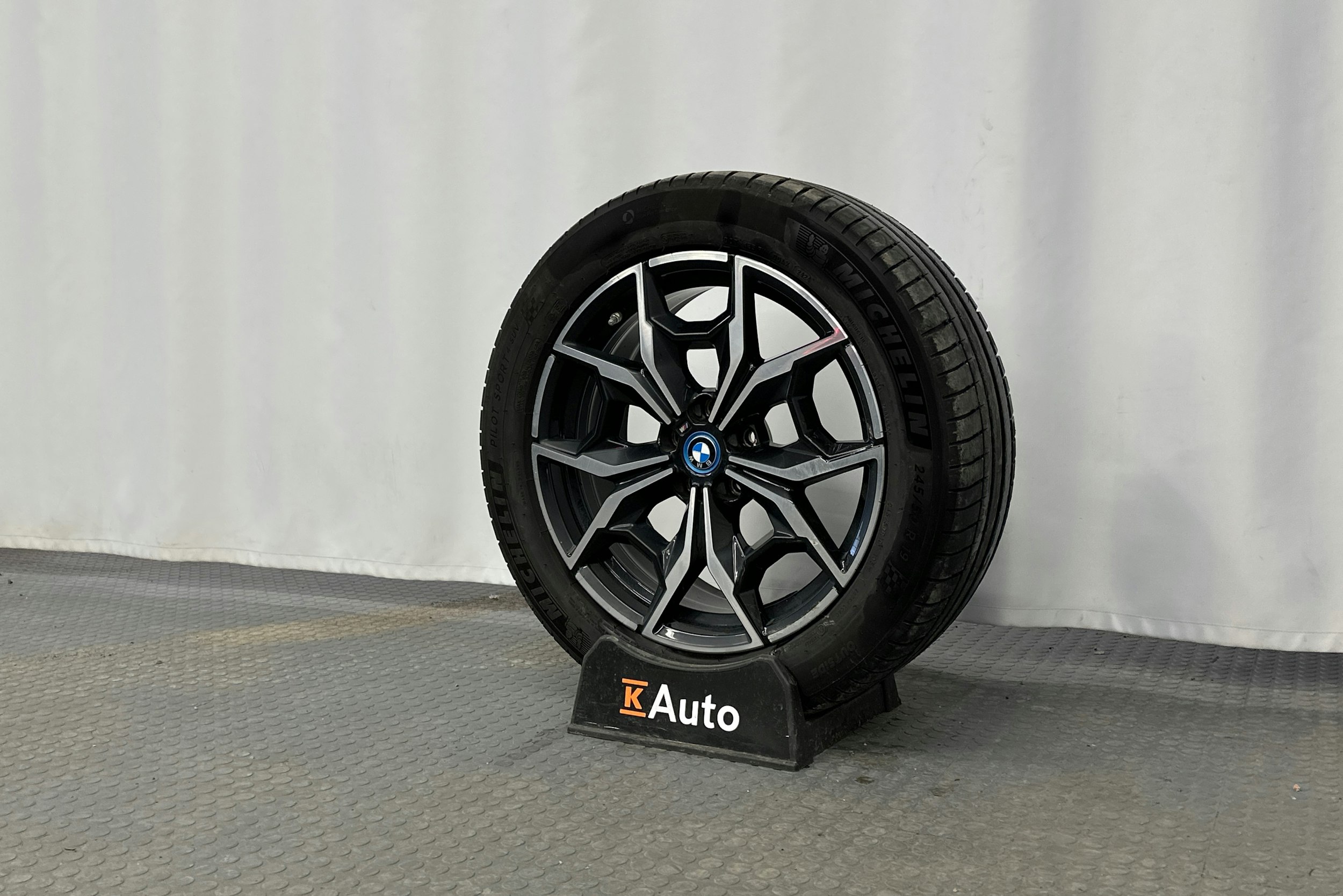 musta BMW X3 2022 kuva 13.