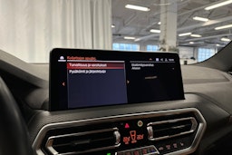 musta BMW X3 2022 kuva 22.