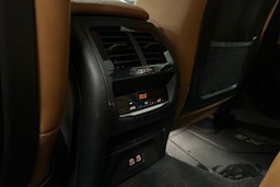 musta BMW X3 2022 kuva 27.