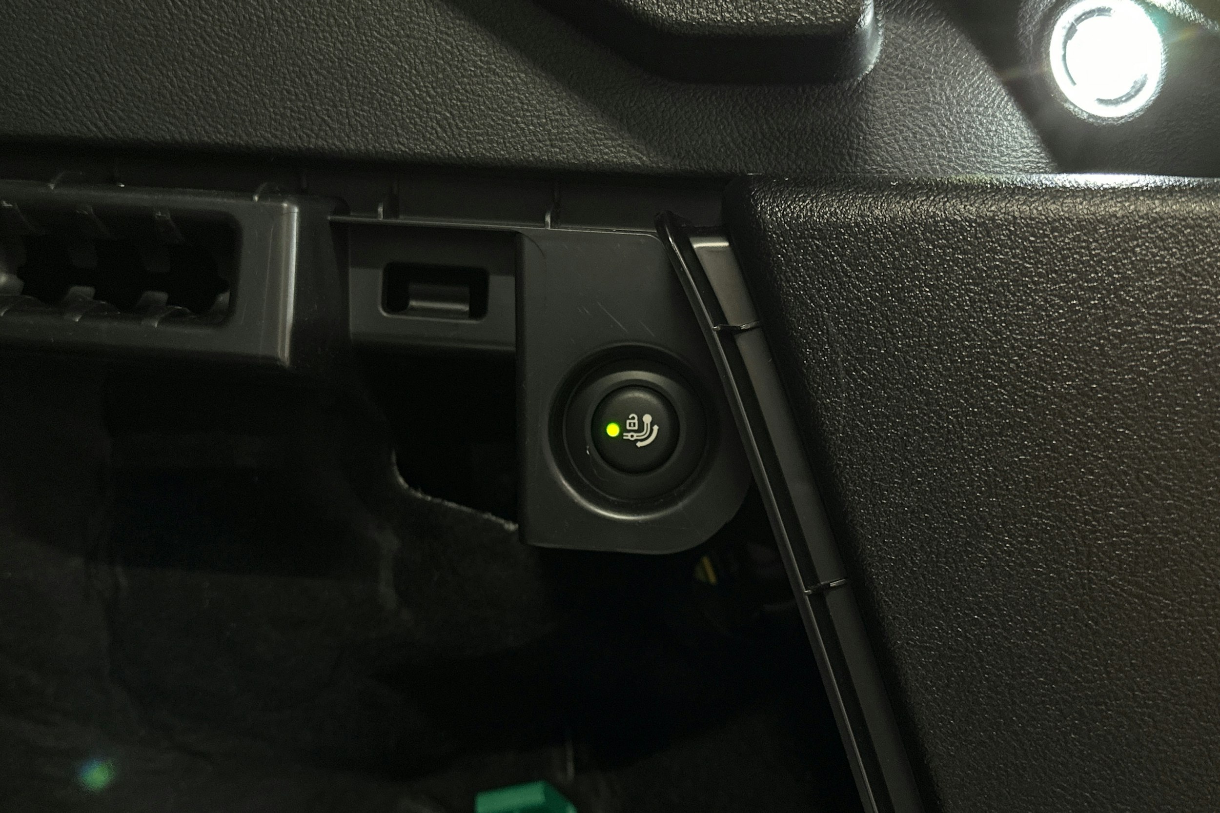 musta BMW X3 2022 kuva 30.