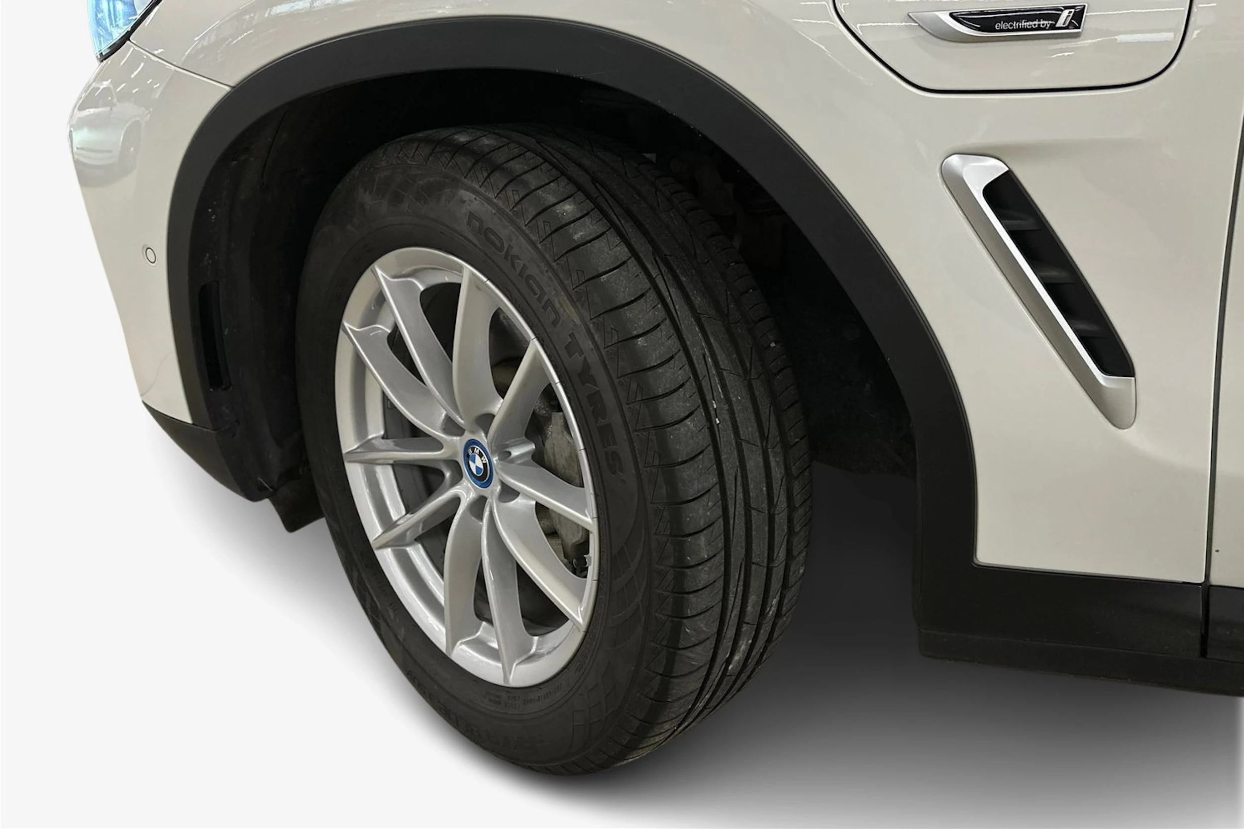 met. valkoinen BMW X3 2022 kuva 9.