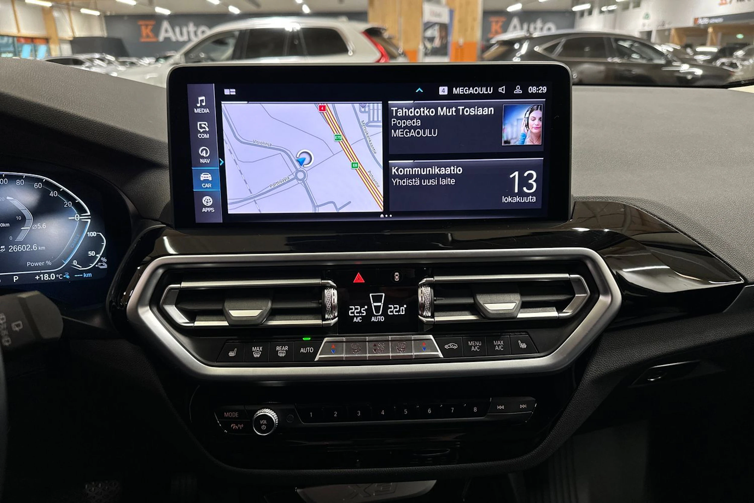 met. valkoinen BMW X3 2022 kuva 16.