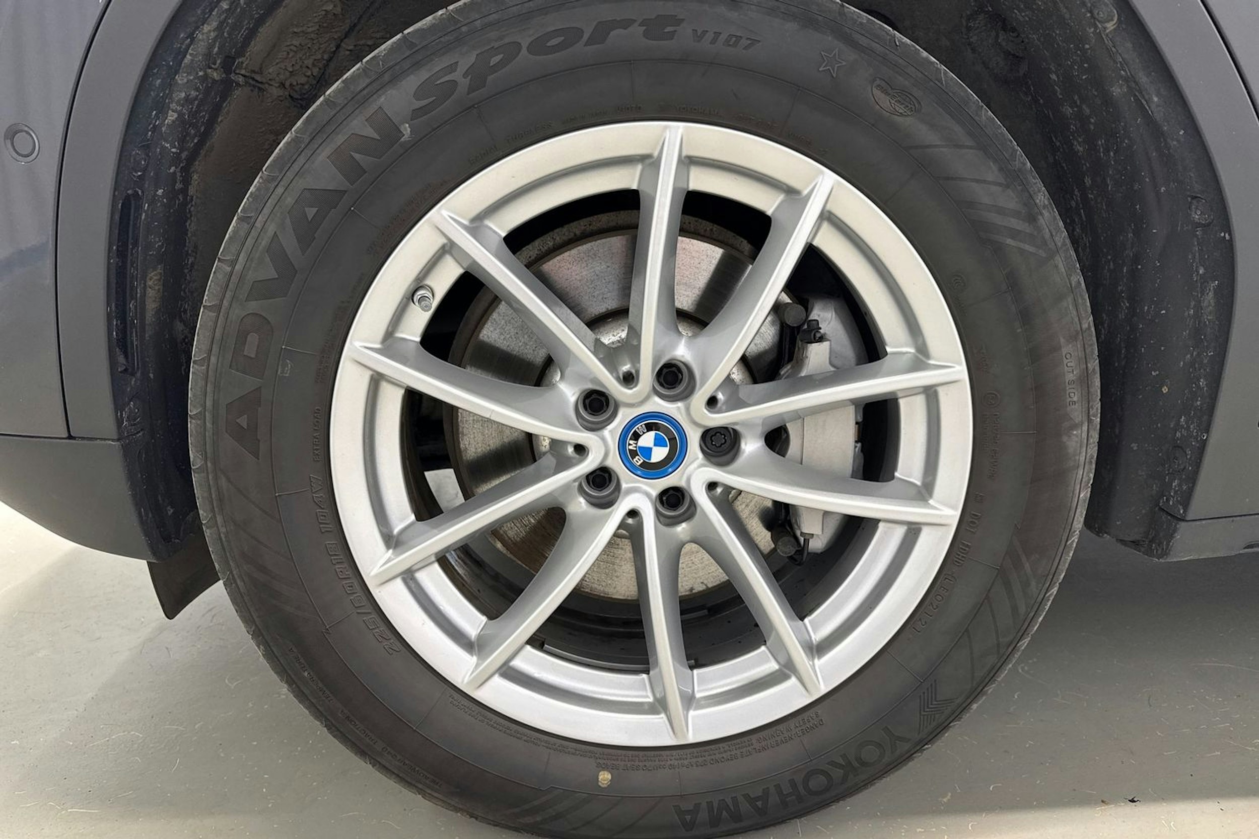 harmaa BMW X3 2022 kuva 13.