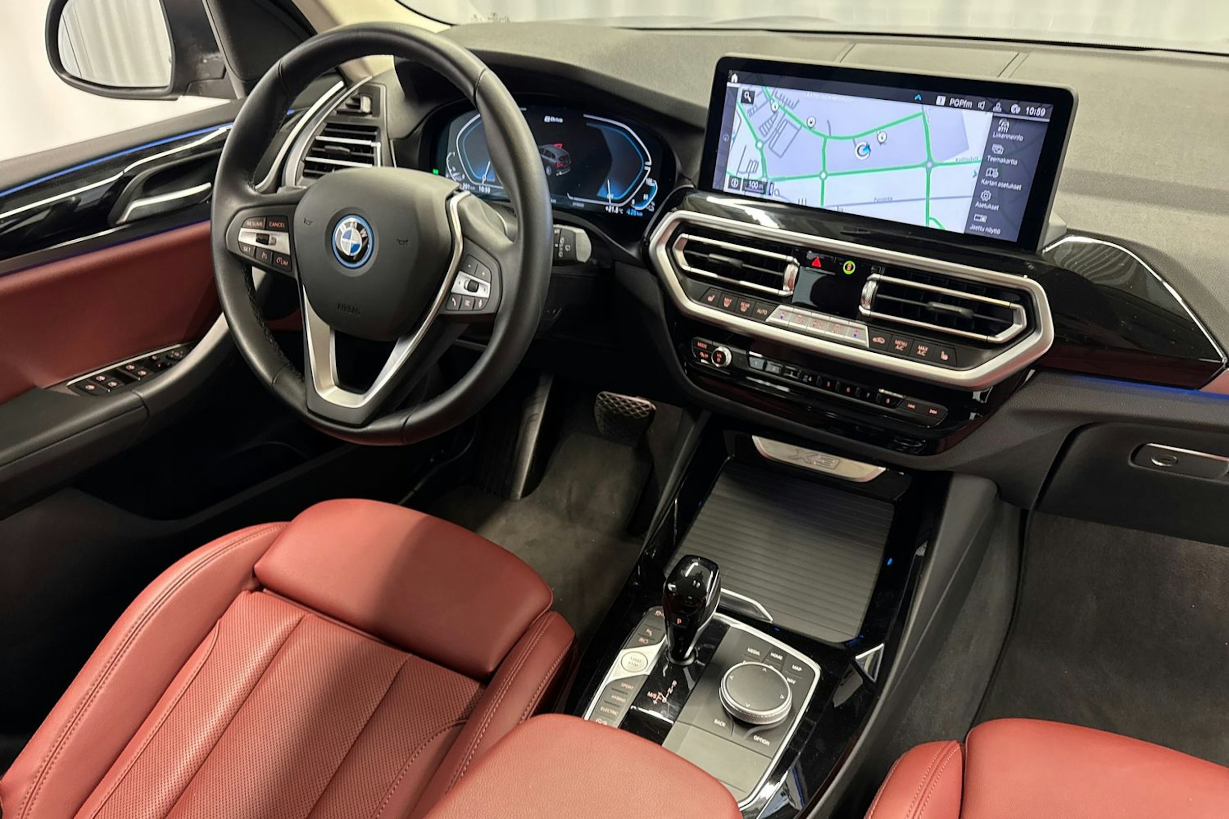harmaa BMW X3 2022 kuva 17.